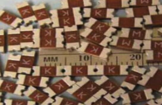 AF2 2410 1A 2A125V貼片保險(xiǎn)絲 